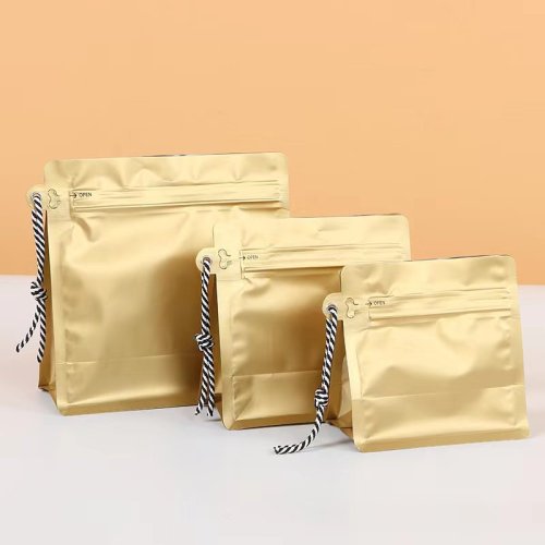 Eight-sided sealing lanyard nut coffee packaging bag